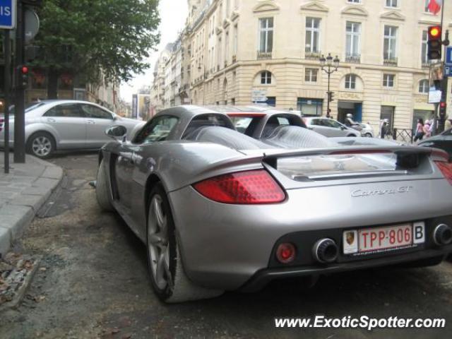 Porsche Carrera GT spotted in Paris, France