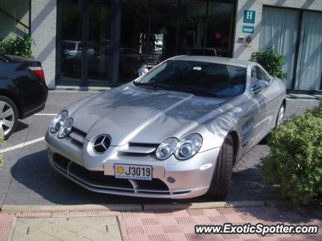 Mercedes SLR spotted in Empuria brava, Spain