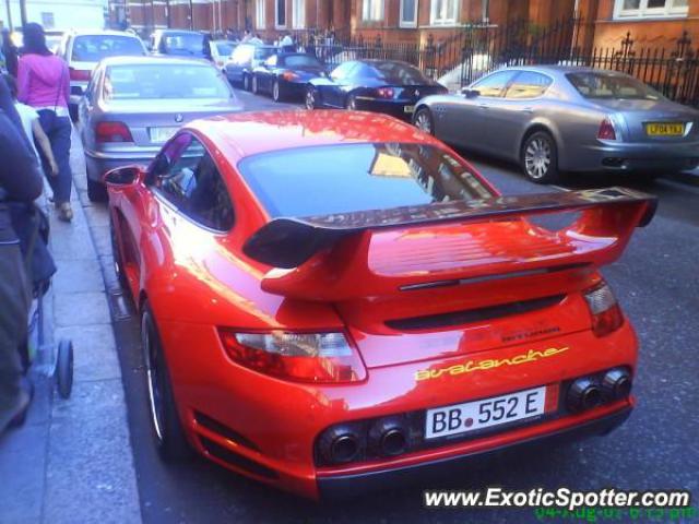 Porsche 911 GT3 spotted in London, United Kingdom