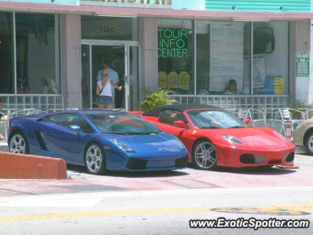 Lamborghini Gallardo spotted in Miami, Florida