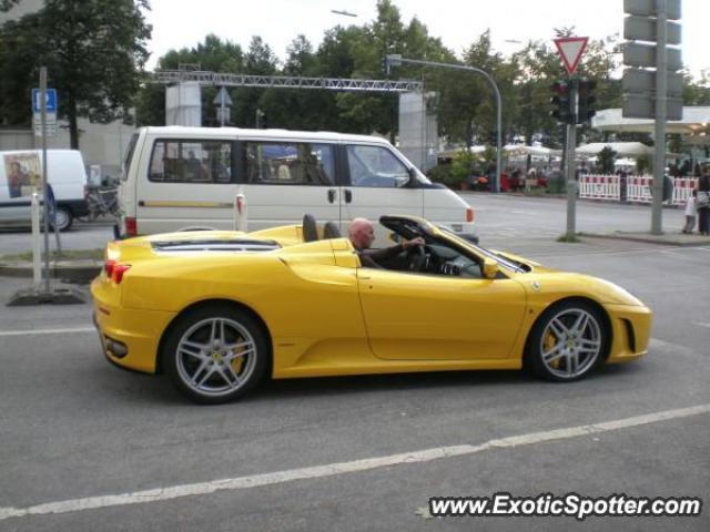 Ferrari F430 spotted in Hamburg, Germany