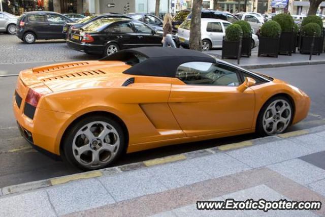 Lamborghini Gallardo spotted in Paris, France