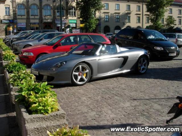 Porsche Carrera GT spotted in Cracow, Poland