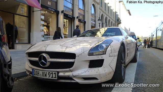 Mercedes SLS AMG spotted in Munich, Germany