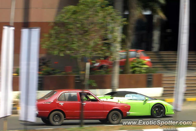 Lamborghini Gallardo spotted in Jakarta, Indonesia