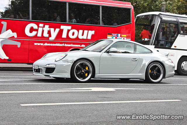 Porsche 911 spotted in Düsseldorf, Germany