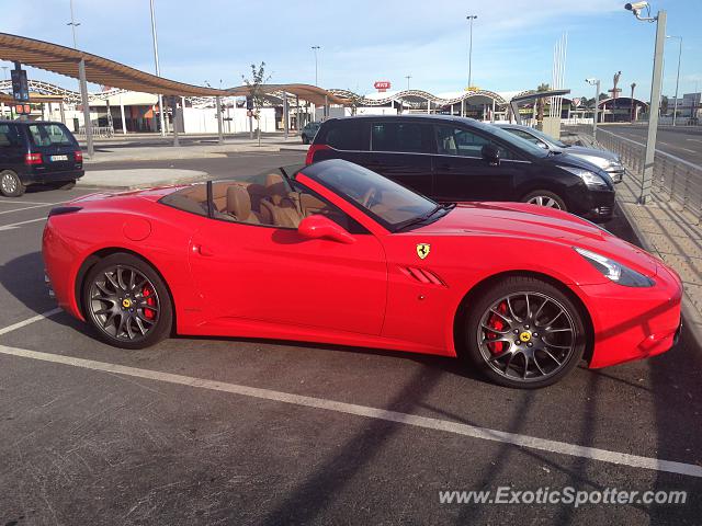 Ferrari California spotted in Faro, Portugal