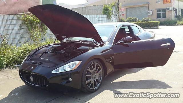 Maserati GranTurismo spotted in Qinzhou,Guangxi, China