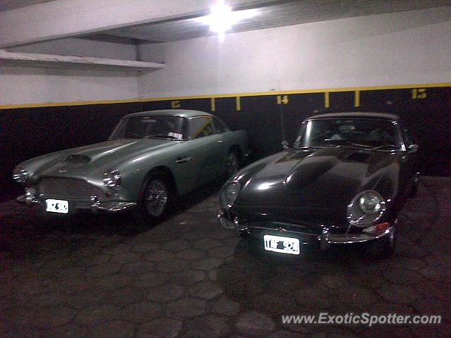 Aston Martin DB4 spotted in Buenos Aires, Argentina
