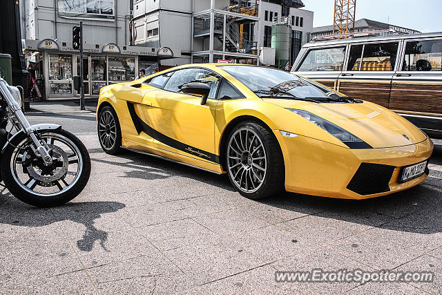 Lamborghini Gallardo spotted in Düsseldorf, Germany