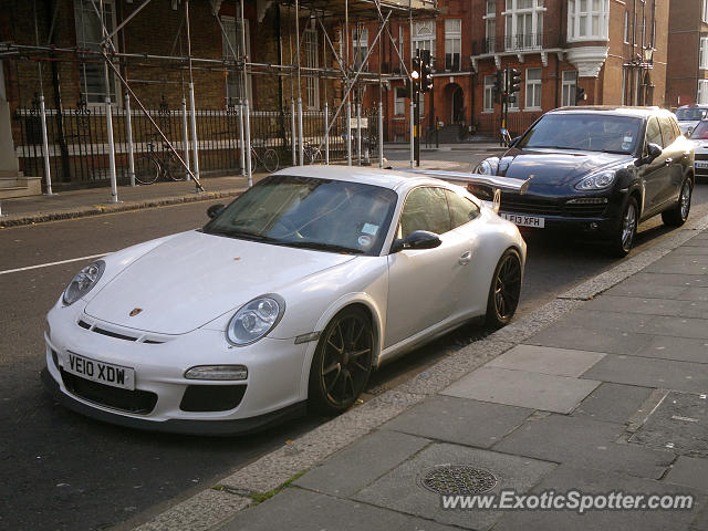 Porsche 911 GT3 spotted in London, United Kingdom