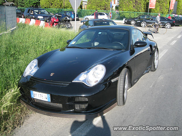 Porsche 911 GT2 spotted in Sant'Agata Bo, Italy