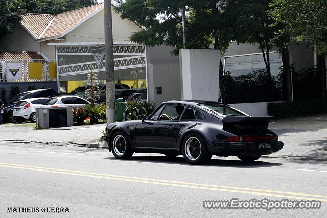 Porsche 911 Turbo spotted in São Paulo, Brazil