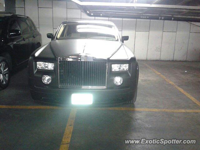 Rolls Royce Phantom spotted in Mexico City, Mexico