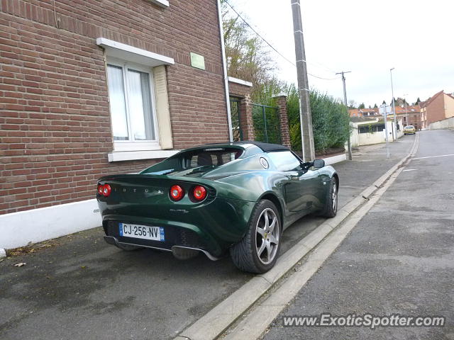 Lotus Elise spotted in Amiens, France