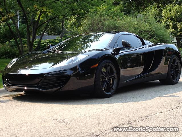 Mclaren MP4-12C spotted in Winnetka, Illinois