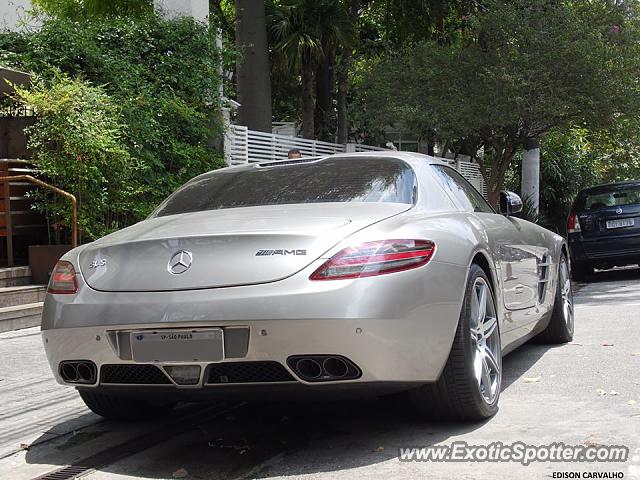 Mercedes SLS AMG spotted in São Paulo, Brazil