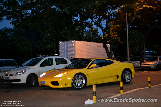 Ferrari 360 Modena spotted in Brasila, Brazil