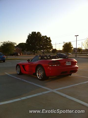 Dodge Viper spotted in Dallas, Texas