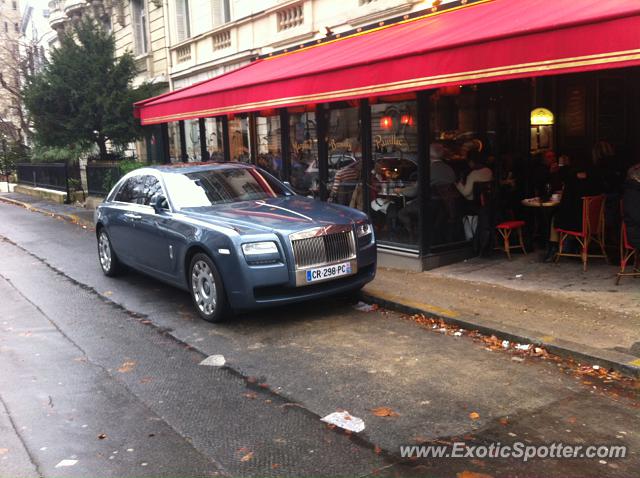 Rolls Royce Ghost spotted in Paris, France