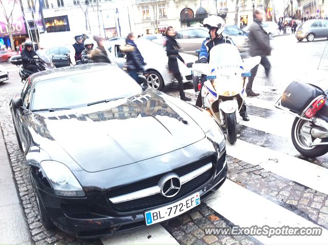 Mercedes SLS AMG spotted in Paris, France