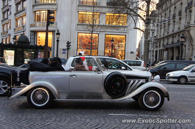 Other Vintage spotted in Paris, France