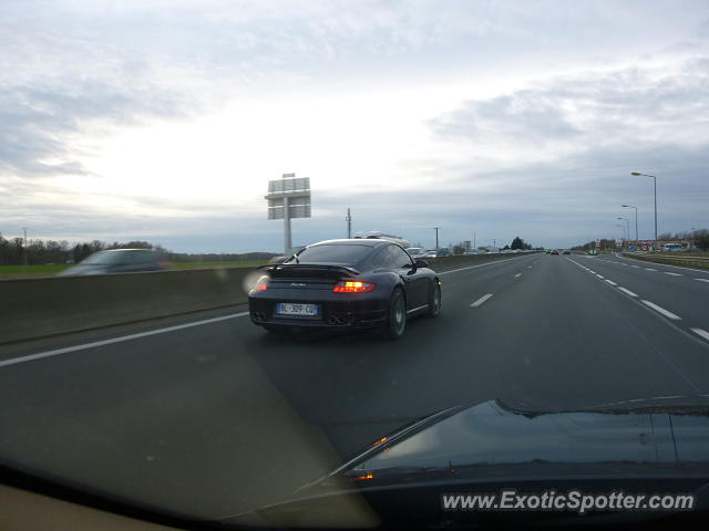 Porsche 911 Turbo spotted in Paris, France