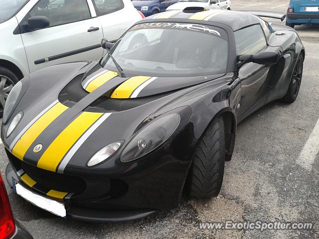 Lotus Exige spotted in Bandol, France