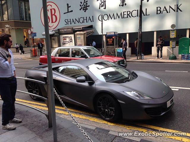 Mclaren MP4-12C spotted in Shanghai, China