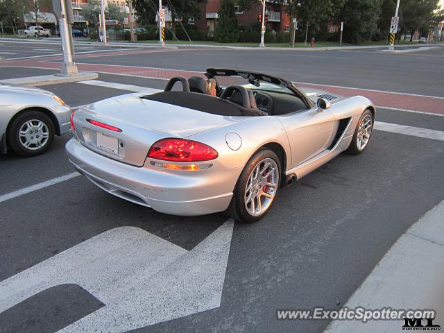 Dodge Viper spotted in Boucherville, Canada