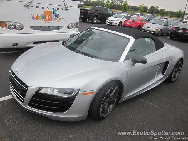 Audi R8 spotted in Boucherville, Canada