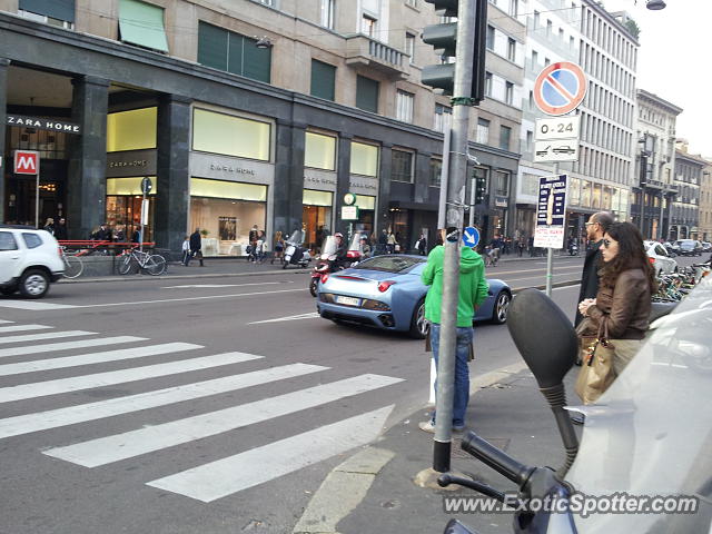 Ferrari California spotted in Milano, Italy