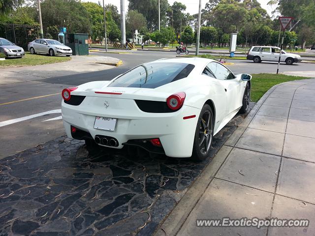 Ferrari 458 Italia spotted in Lima, Peru