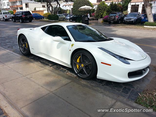 Ferrari 458 Italia spotted in Lima, Peru