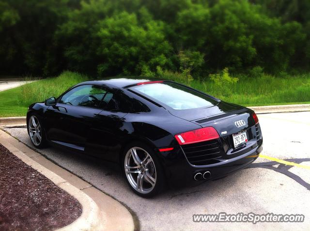 Audi R8 spotted in Near Milwaukee, Wisconsin