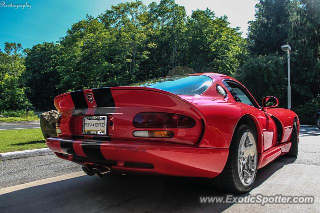 Dodge Viper spotted in Ridgefield, Connecticut