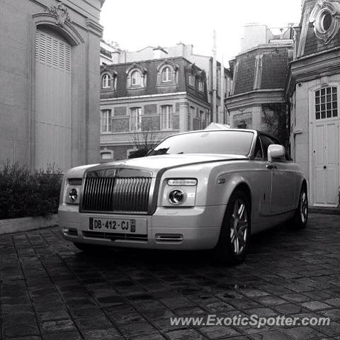 Rolls Royce Phantom spotted in Paris, France