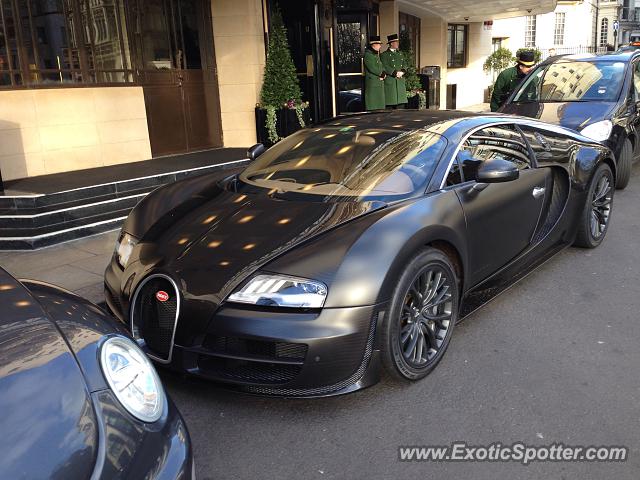 Bugatti Veyron spotted in London, United Kingdom