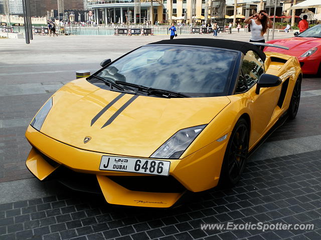 Lamborghini Gallardo spotted in Dubai, United Arab Emirates