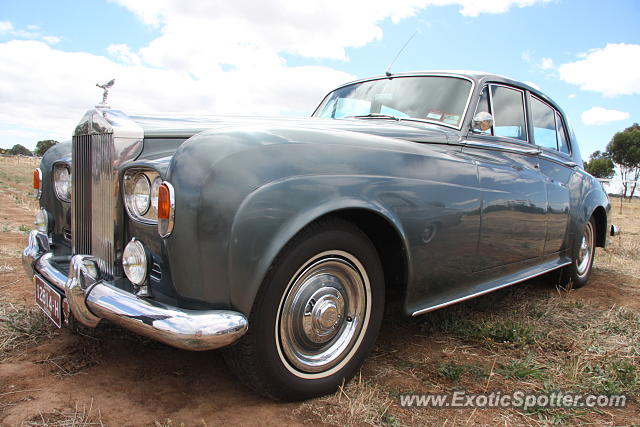 Rolls Royce Silver Cloud spotted in Shepparton, Australia