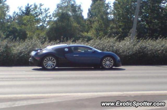 Bugatti Veyron spotted in Cologne, Germany