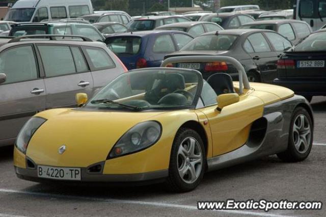 Renault Spider spotted in Montmelo (Barcelona), Spain