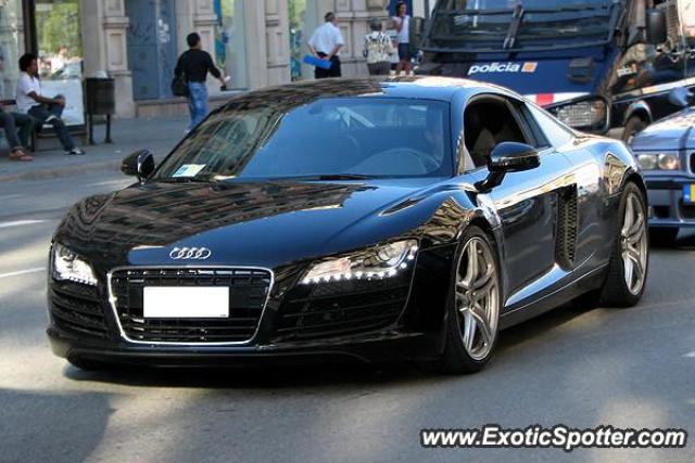 Audi R8 spotted in Barcelona, Spain