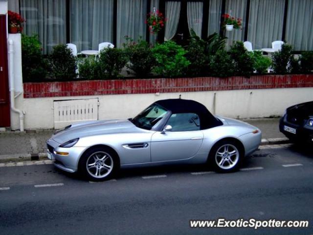 BMW Z8 spotted in Amboise, France