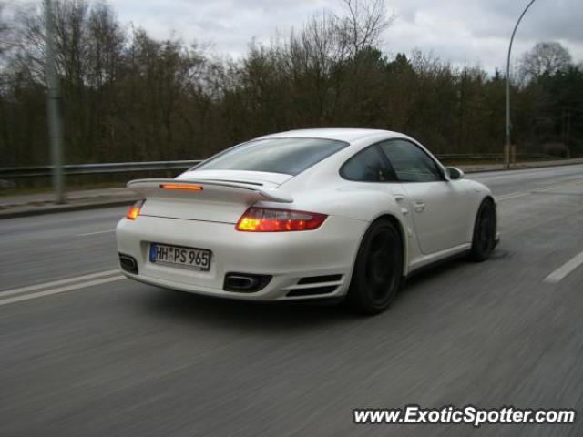 Porsche 911 Turbo spotted in Hamburg, Germany