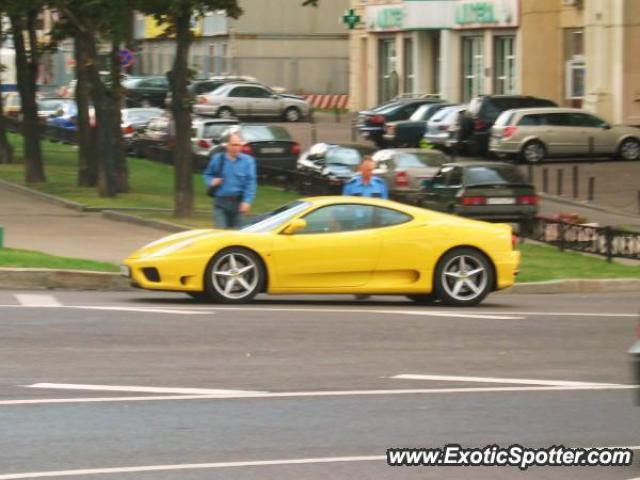 Ferrari 360 Modena spotted in Moscow, Russia