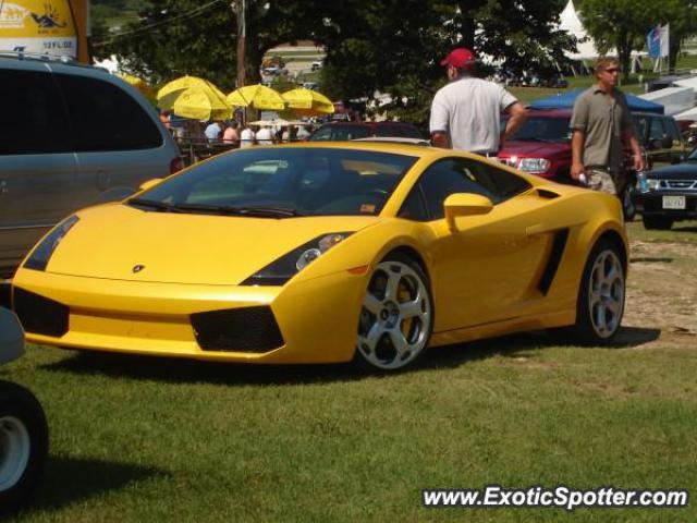 Lamborghini Gallardo spotted in Elkhart lake, Wisconsin