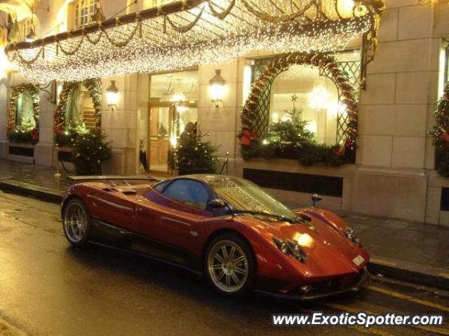 Pagani Zonda spotted in Paris, France