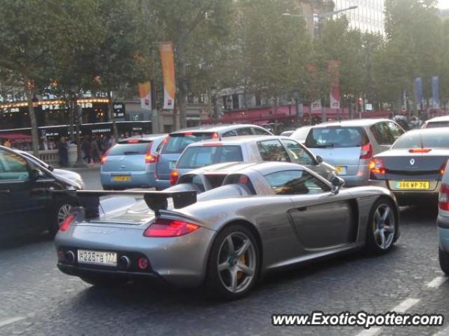 Porsche Carrera GT spotted in Paris, France