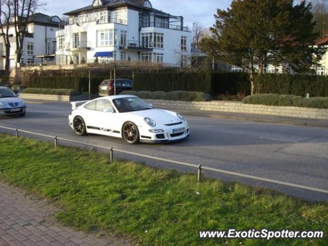 Porsche 911 GT3 spotted in Hamburg, Germany